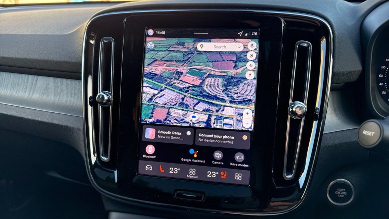 Volvo XC40 2.0 B4P Ultra Dark 5dr Auto Petrol Estate